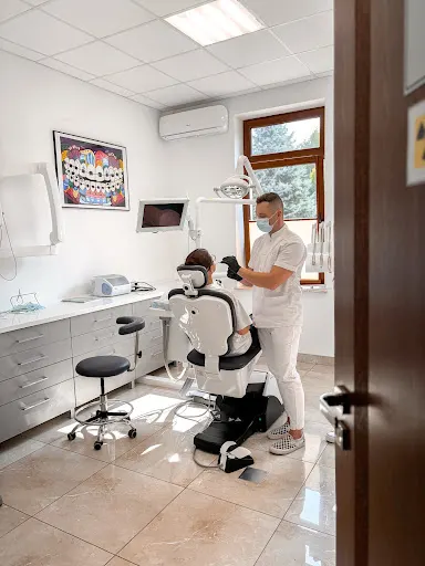 OrtoSmile - Ortodoncja & Stomatologia Mikroskopowa Mielec
